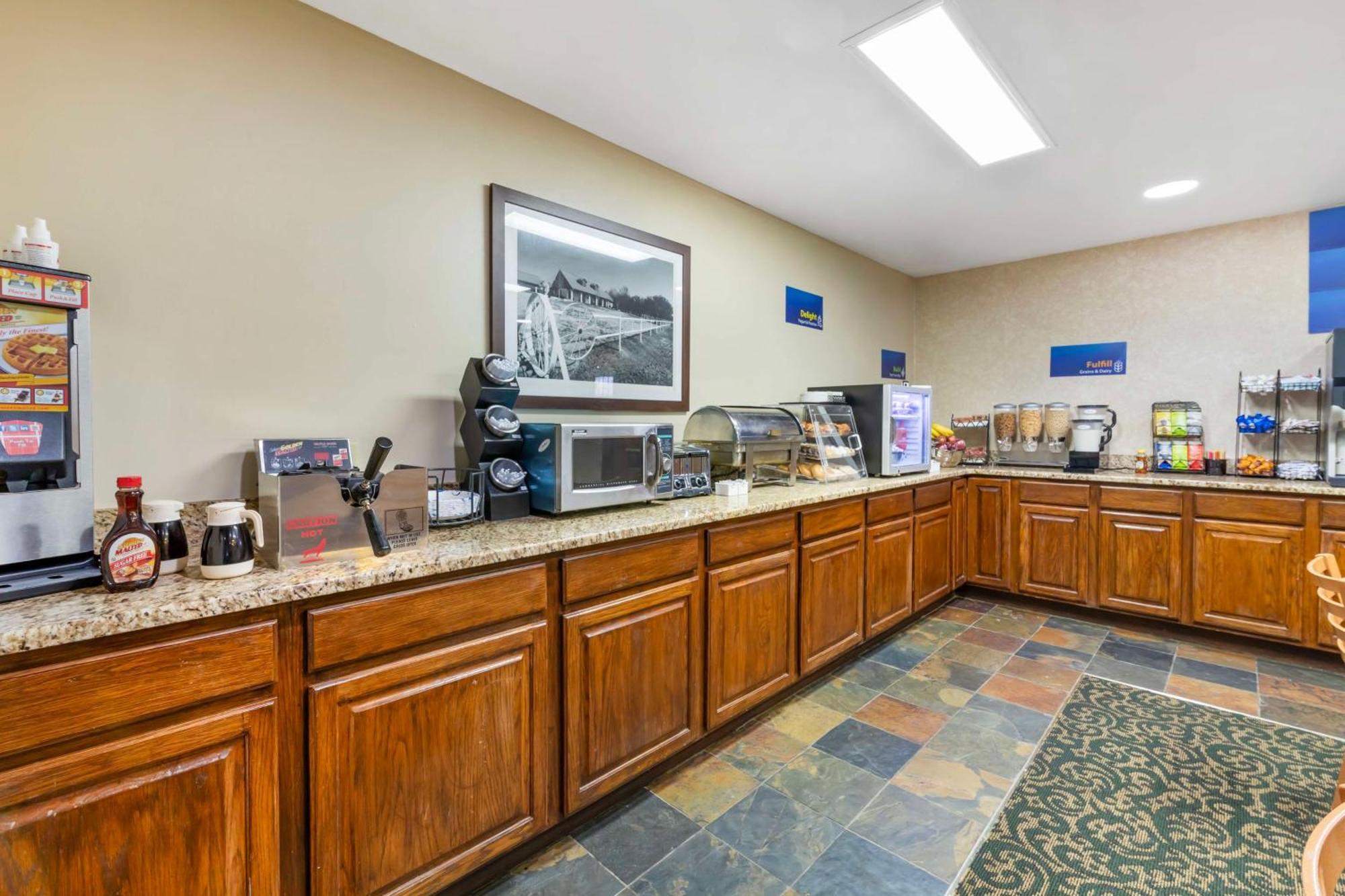 Western Inn 3*